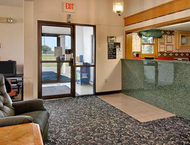 Super 8 By Wyndham Worthington Minnesota Interior photo