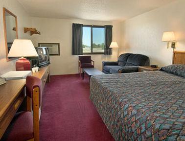 Super 8 By Wyndham Worthington Minnesota Room photo